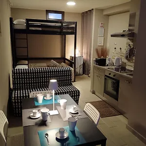 Сasa de vacaciones U Peri Alivu House